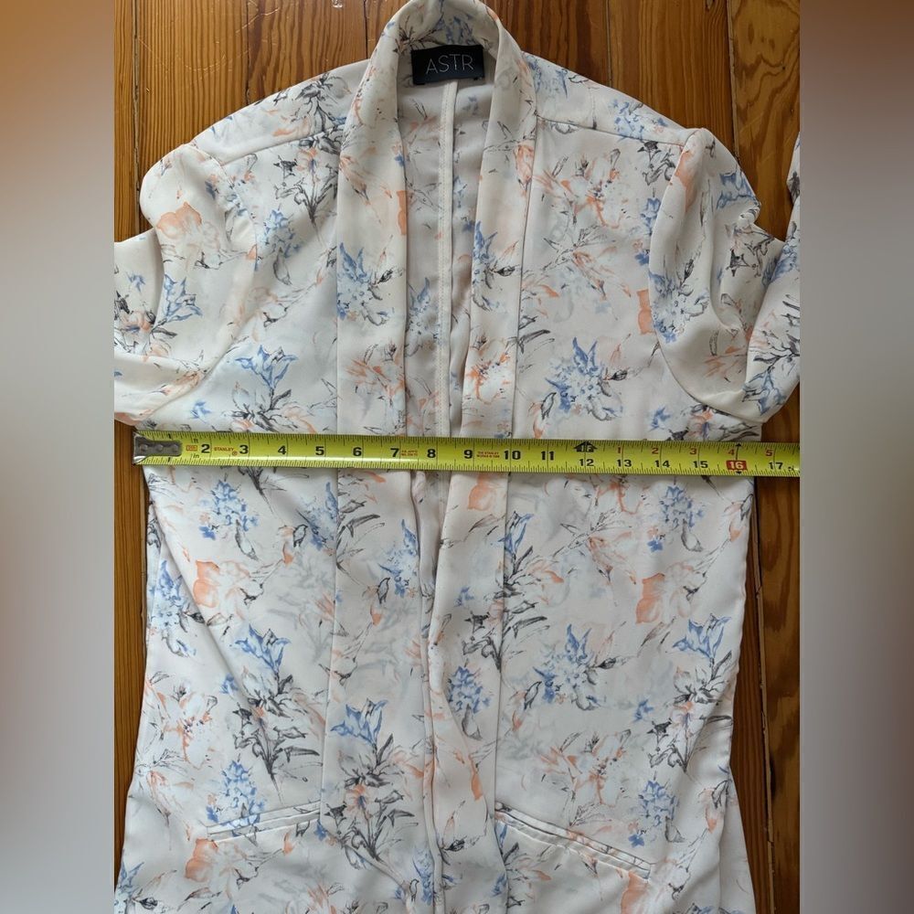 ASTR Blazer - Picture 7 of 8